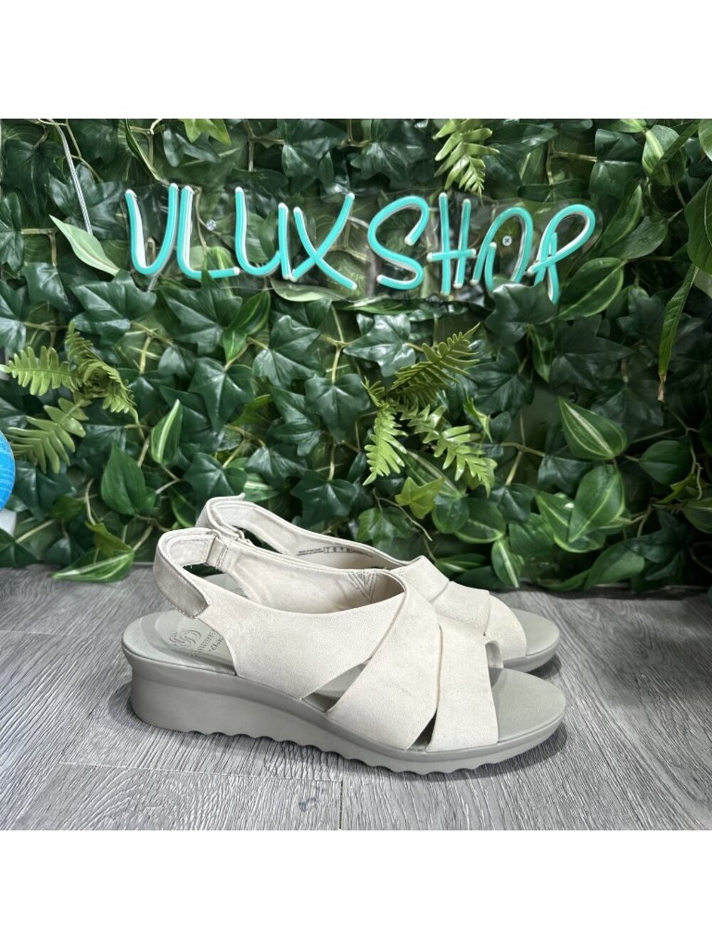 CLOUDSTEPPERS Clarks Wedge Sandals Caddell Bright Beige Slingback Women 9.5